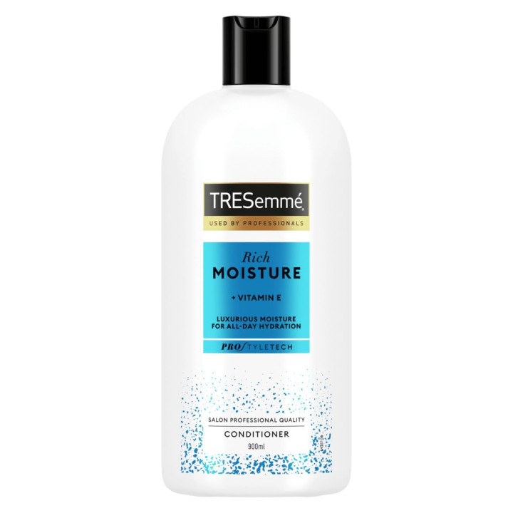 TRESemmé Moisture Rich Conditioner with vitamin E for dry, damaged hai